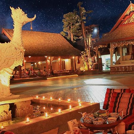 Oyo 677 Le Loftel Hostel Чиангмай Экстерьер фото